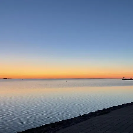 Feriehus Min To Huus - Stilvoll Wohnen Zwischen Deich Und Dagebüll