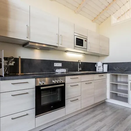 Feriehus Min To Huus - Stilvoll Wohnen Zwischen Deich Und *